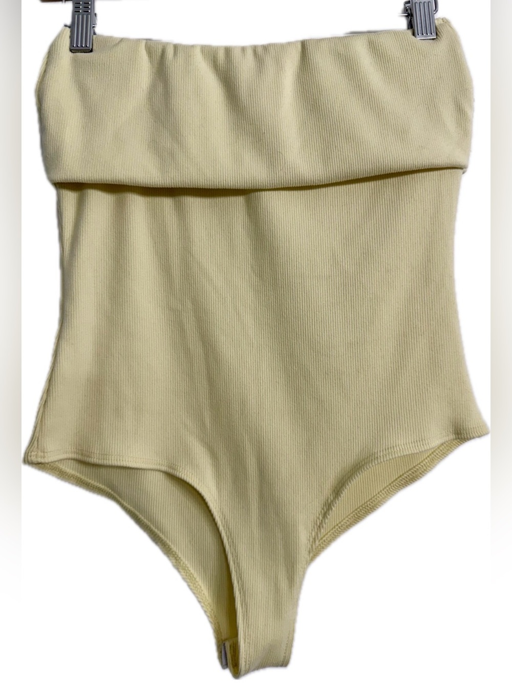 Live In The Moment Ribbed Strapless (tube top) Bodysuit in Pale Yellow Sz M